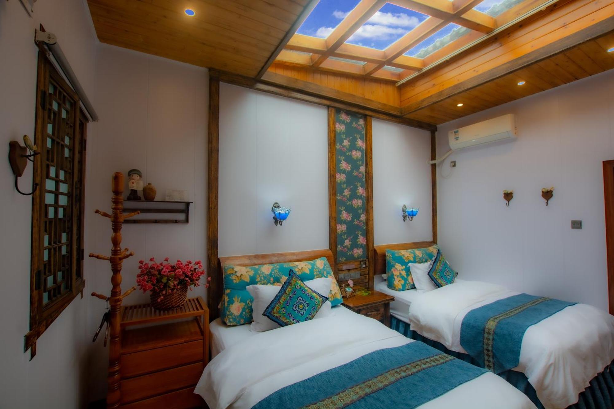 Floral Hotel - Baihui Living Csangcsiacsie Kültér fotó