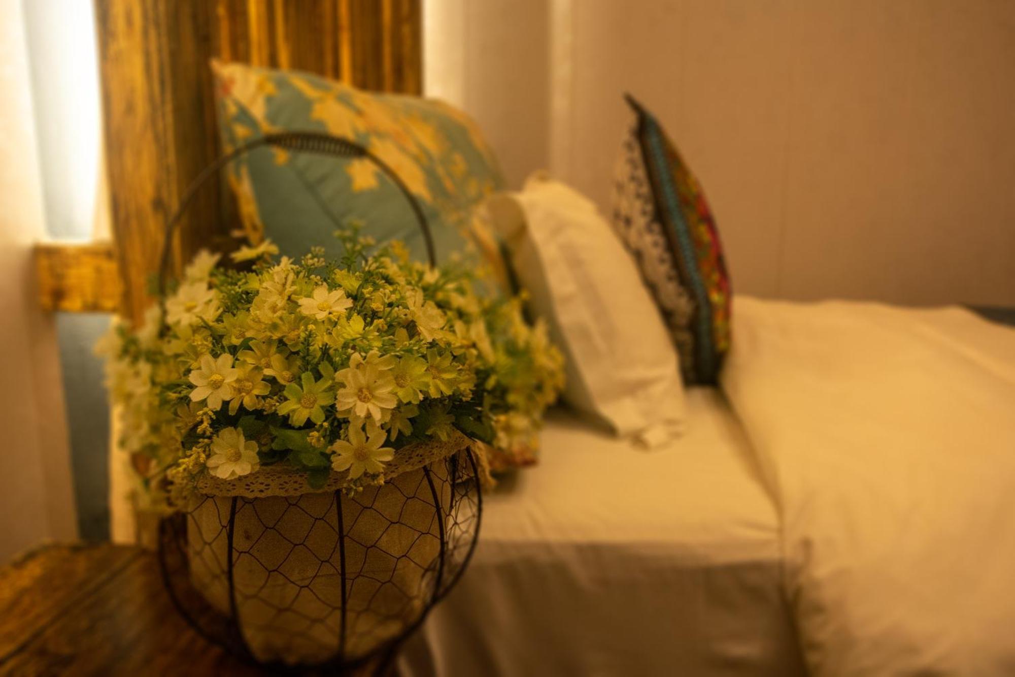 Floral Hotel - Baihui Living Csangcsiacsie Kültér fotó