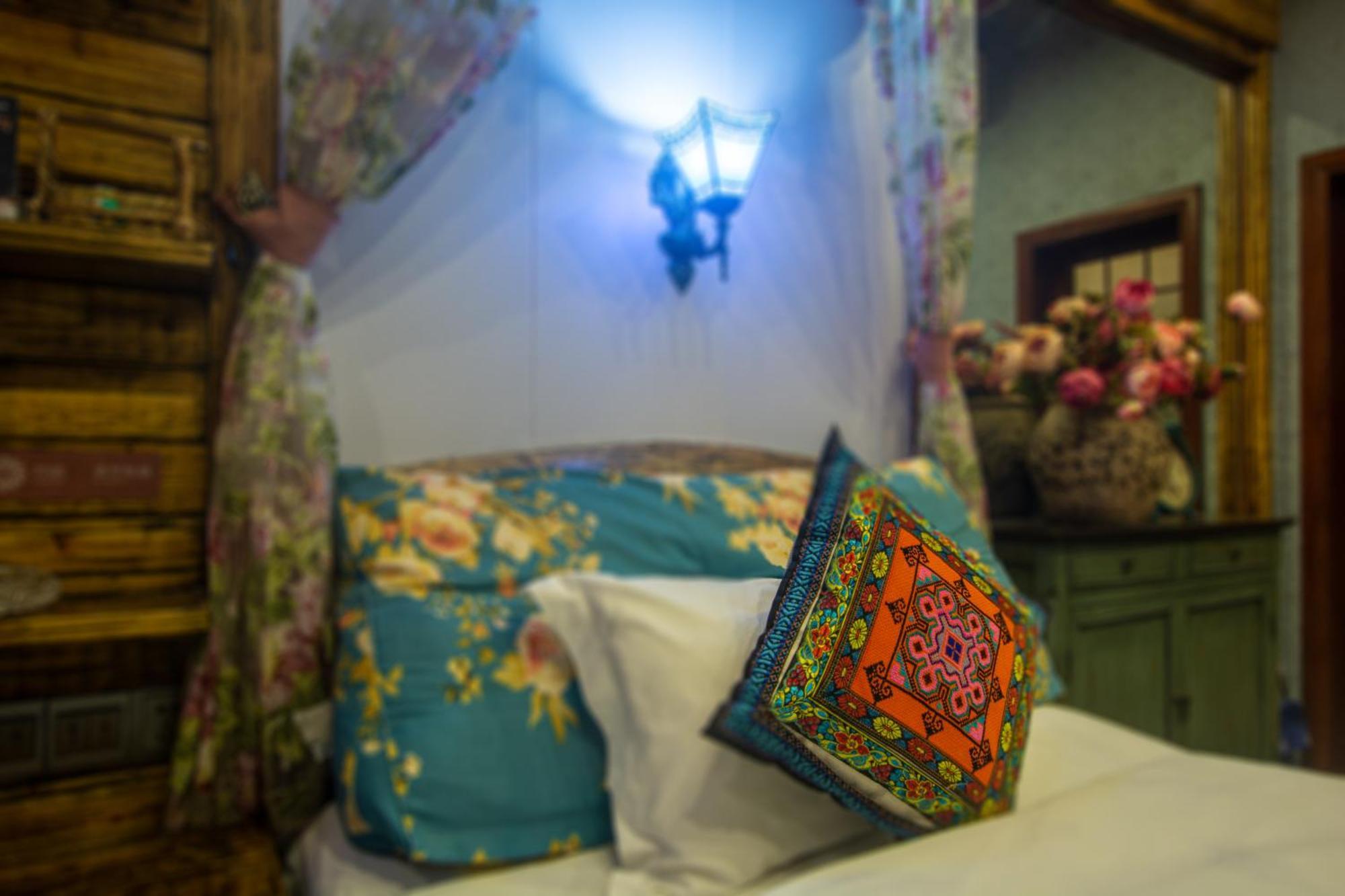 Floral Hotel - Baihui Living Csangcsiacsie Kültér fotó