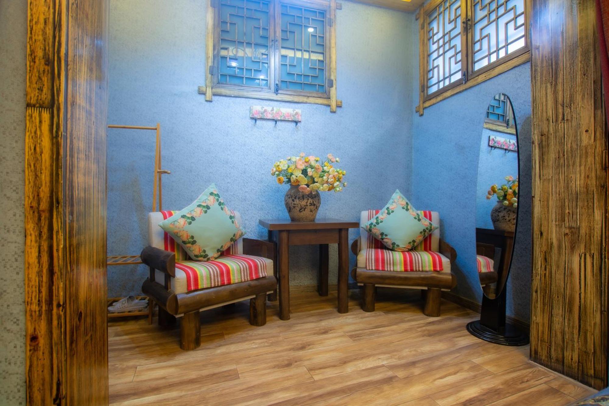 Floral Hotel - Baihui Living Csangcsiacsie Kültér fotó