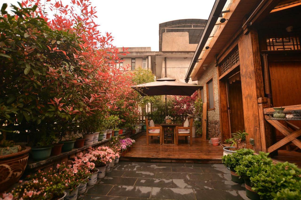 Floral Hotel - Baihui Living Csangcsiacsie Kültér fotó